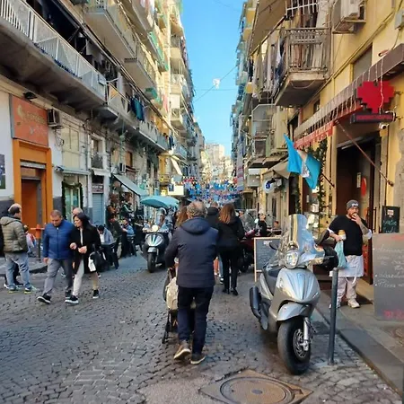 Basso Napl'e * Naples